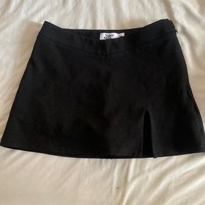 Tiger Mist Daphnis Skort - Black